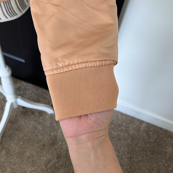 H&M - Bomber Jacket - Picture 4 of 13